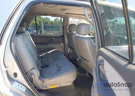 2001 Toyota Sequoia Sr5 V8 from USA, damaged, VIN 5TDBT44A21S047331